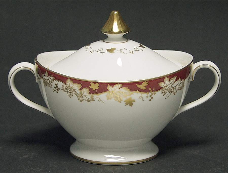 Winthrop Sugar Bowl & Lid by Royal Doulton-1