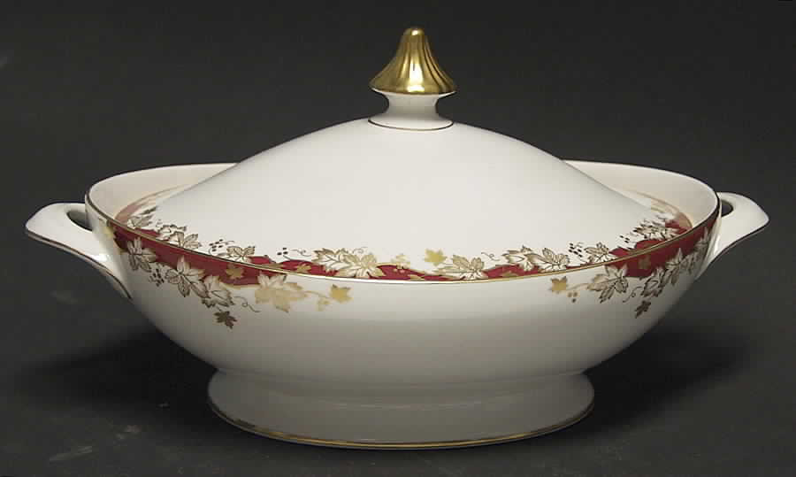 Winthrop Oval Covered Vegetable by Royal Doulton-1