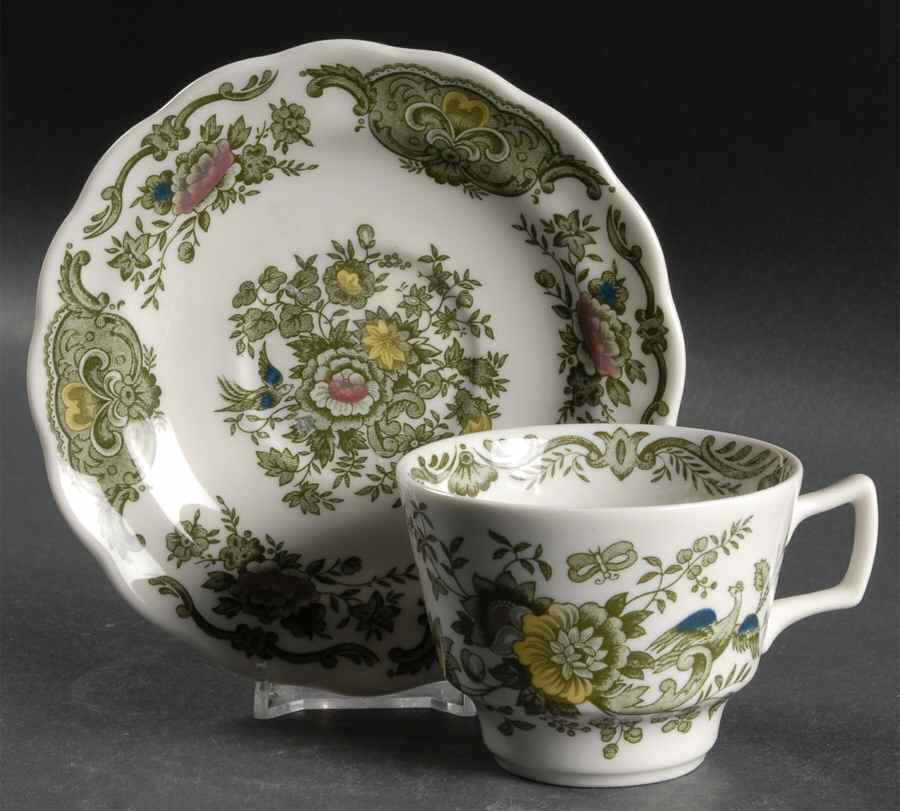 Windsor Flat Cup & Saucer Set by Royal Doulton-1