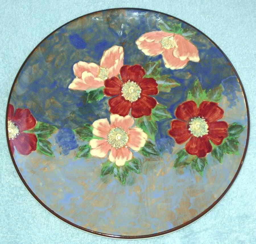 Roses-G Dinner Plate by Royal Doulton-1