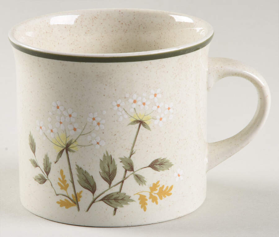 Will O' The Wisp (Double Green Lne) Flat Cup by Royal Doulton-1