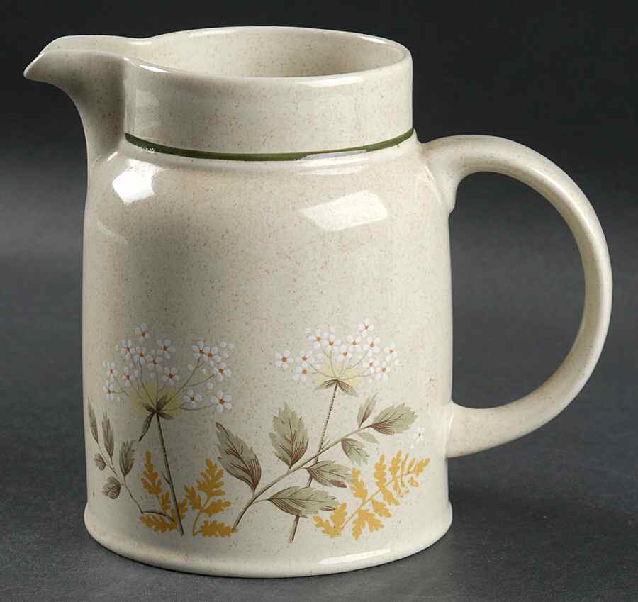 Will O' The Wisp (Double Green Lne) 32 Oz Pitcher by Royal Doulton-1