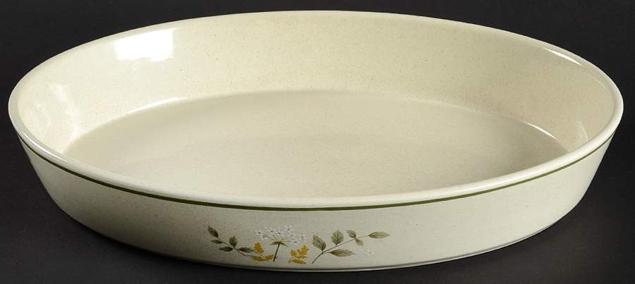 Will O' The Wisp (Single Green Line) 14" Oval Baker by Royal Doulton-1