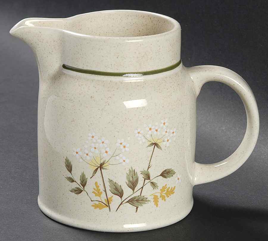 Will O' The Wisp (Single Green Line) Creamer by Royal Doulton-1