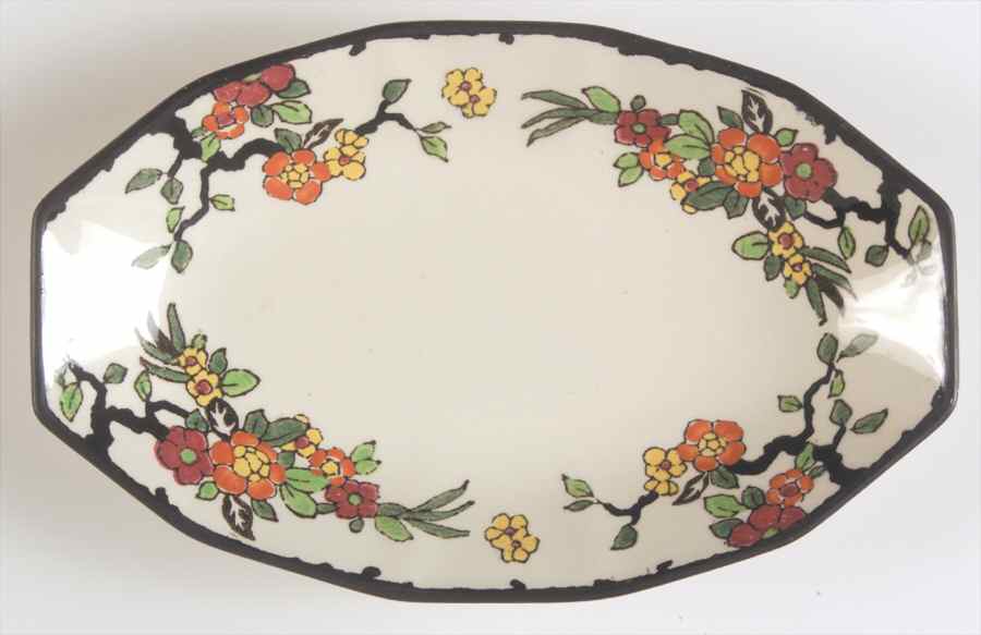 Woburn Black (No White Flowers) Relish by Royal Doulton-1