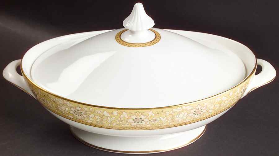 Woodside Oval Covered Vegetable by Royal Doulton-1