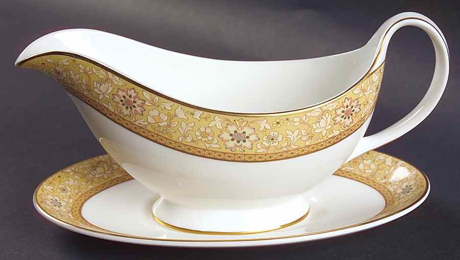 Woodside Gravy Boat & Underplate by Royal Doulton-1