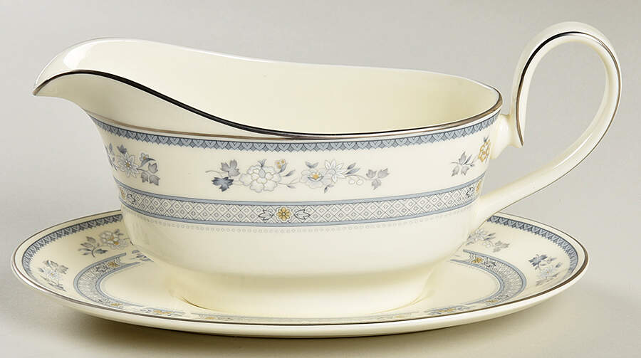 Woodland Gravy Boat & Underplate by Royal Doulton-1