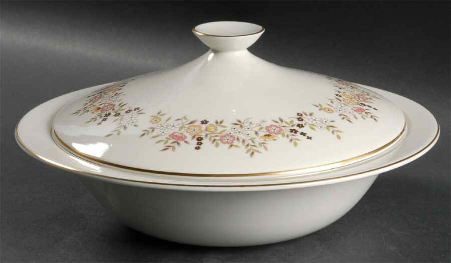 Woodstock Round Covered Vegetable by Royal Doulton-1