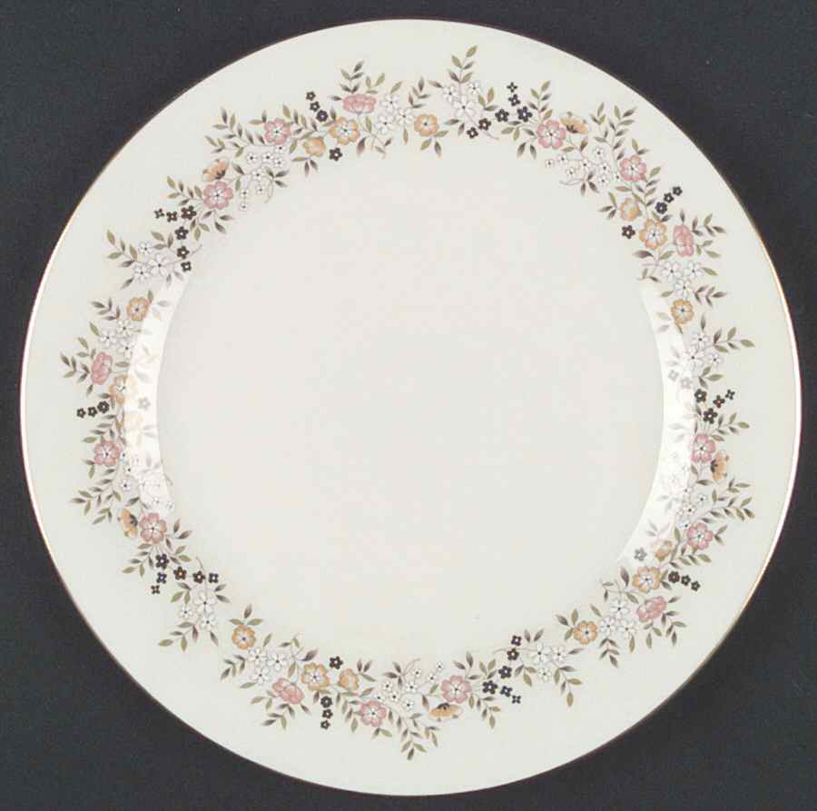 Woodstock Dinner Plate by Royal Doulton-1