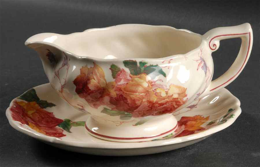 Wrenbury Gravy Boat & Underplate by Royal Doulton-1