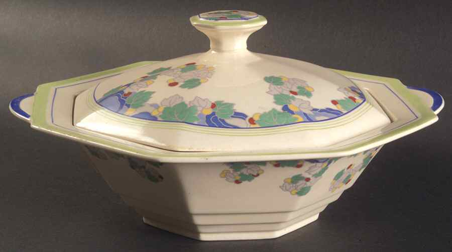 Wynn Octagonal Covered Vegetable by Royal Doulton-1