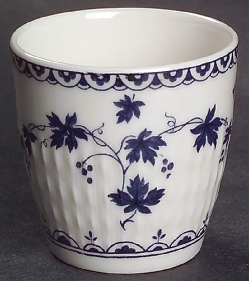Yorktown Single Egg Cup by Royal Doulton-1