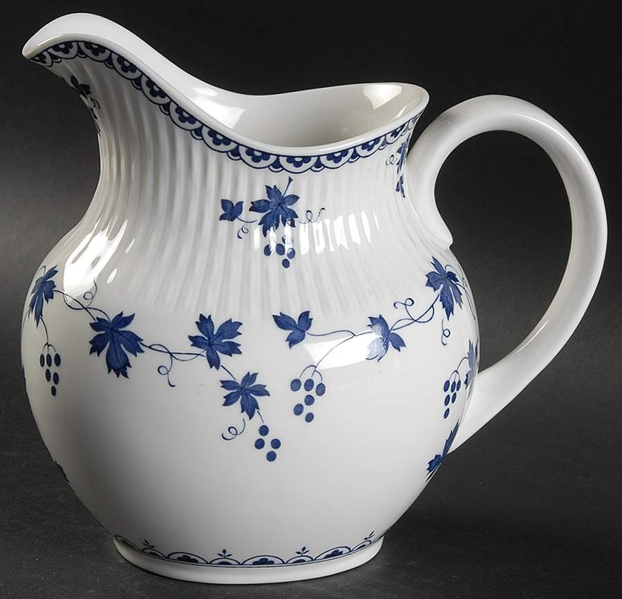 Yorktown 24 Oz Pitcher by Royal Doulton-1