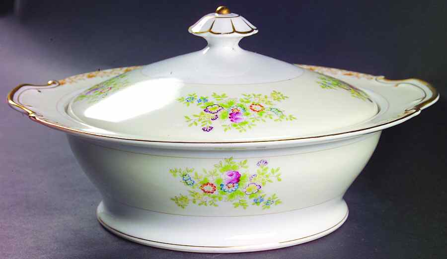 RDB1 Round Covered Vegetable by Royal Derby (Japan)-1
