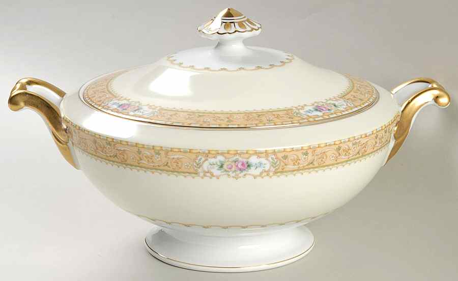 RDB2 (JAPAN) Round Covered Vegetable by Royal Derby (Japan)-1