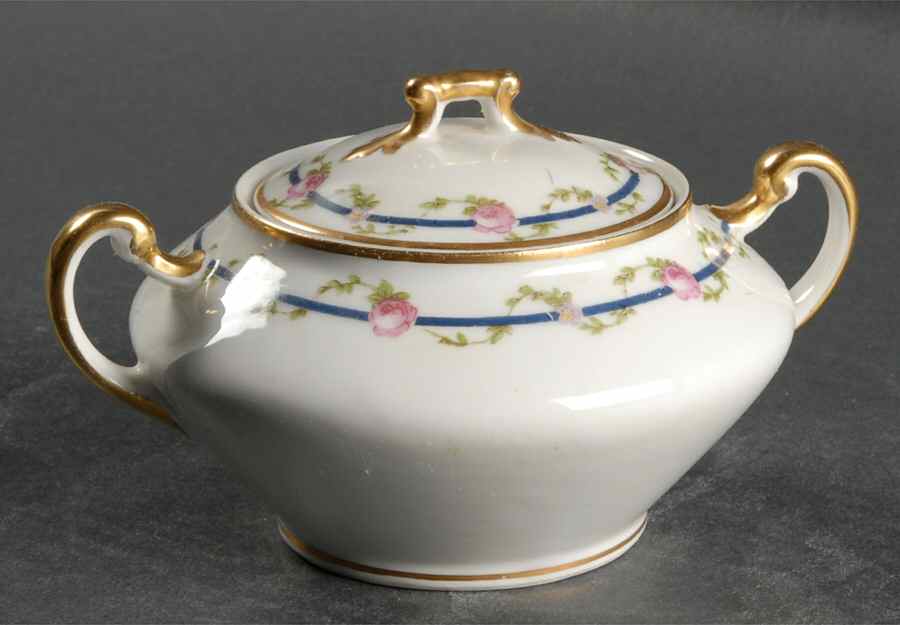 RDN1 Sugar Bowl & Lid by M Redon-1