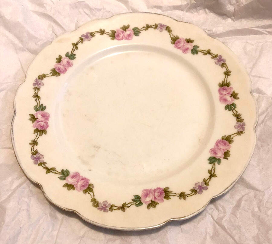 RDN23 Dinner Plate by M Redon-1