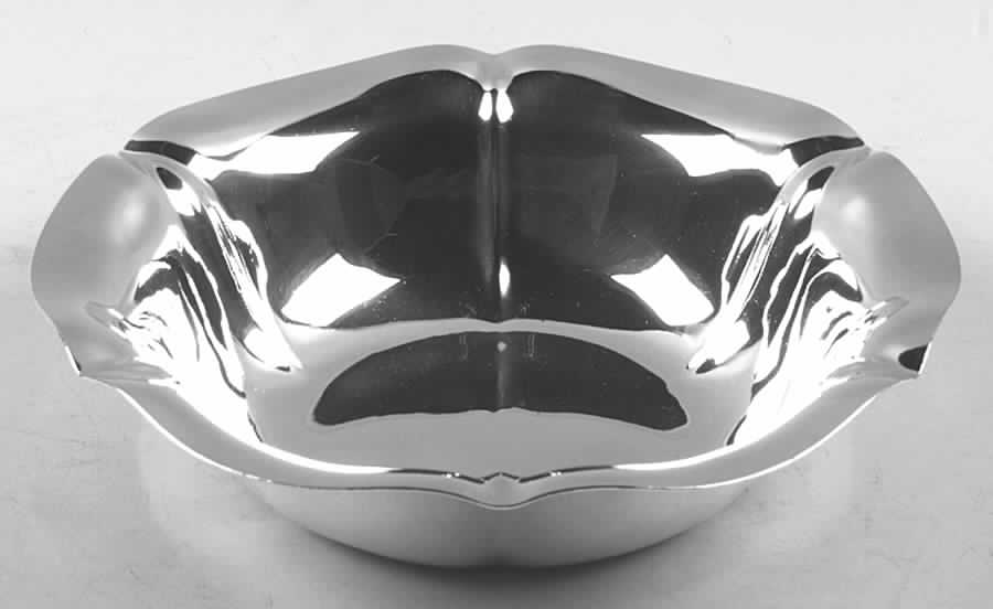 Salem (Sterling, Hollowware) 9" Round Vegetable Bowl by Reed & Barton-1