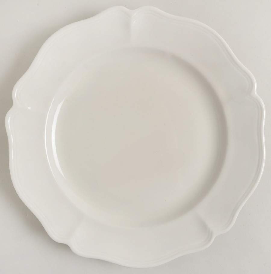 Heirloom Dinner Plate by Red Cliff-1