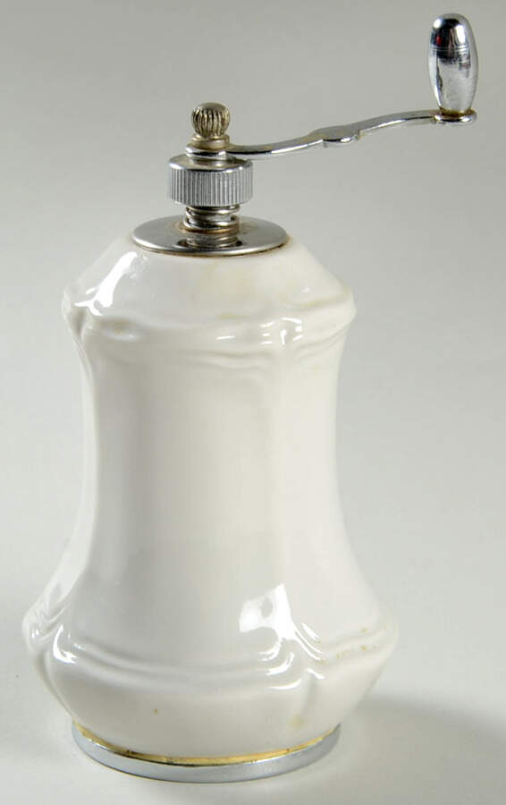 Heirloom Pepper Mill by Red Cliff-1