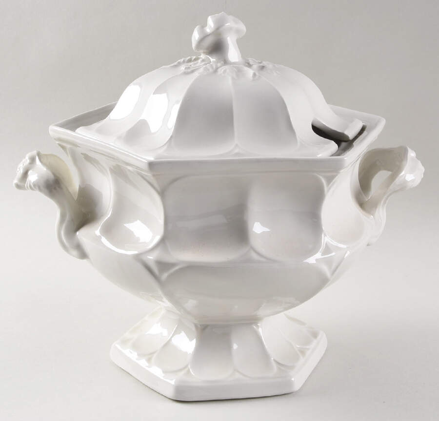 Heirloom Octagonal Tureen & Lid by Red Cliff-1