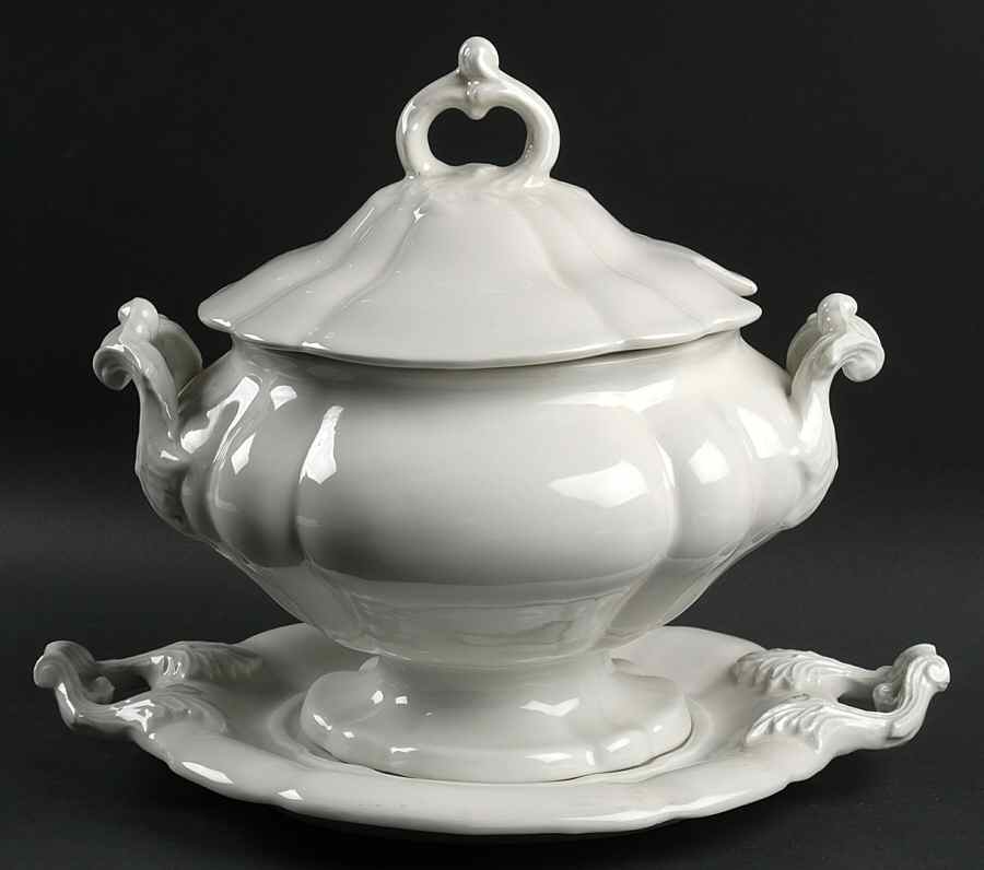Heirloom Tureen & Lid w/Underplate by Red Cliff-1