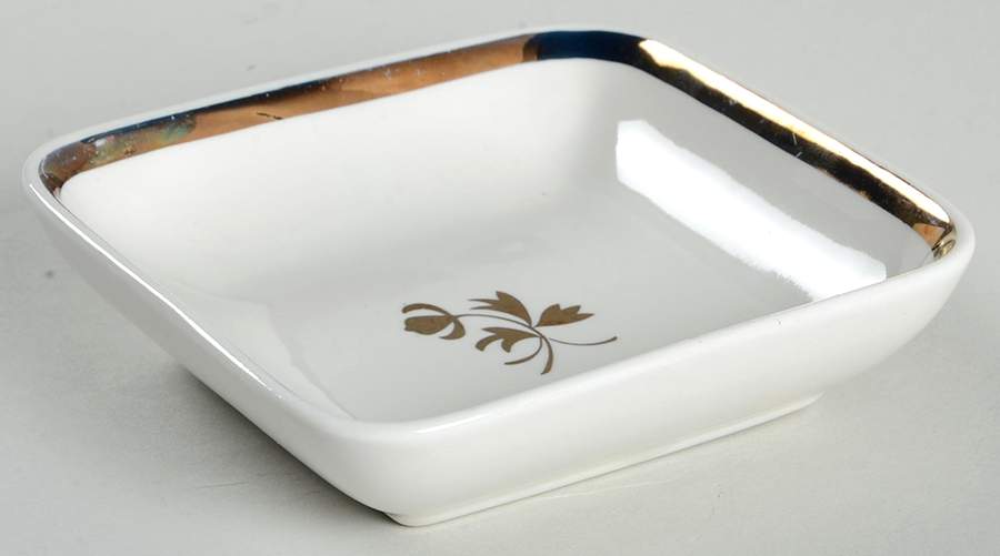 Tea Leaf Nut Dish by Red Cliff-1