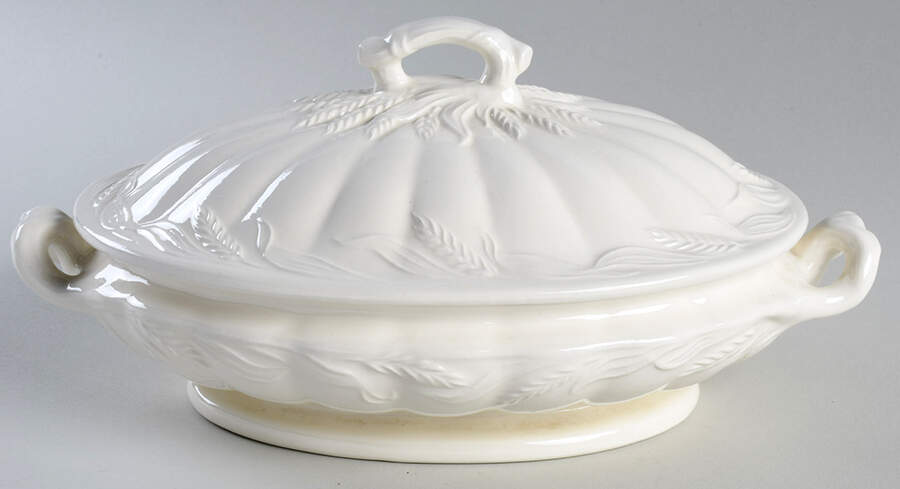 Wheat (Ribbed) Oval Covered Vegetable by Red Cliff-1
