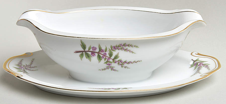 Avon Gravy Boat with Attached Underplate by Regal (Japan)-1