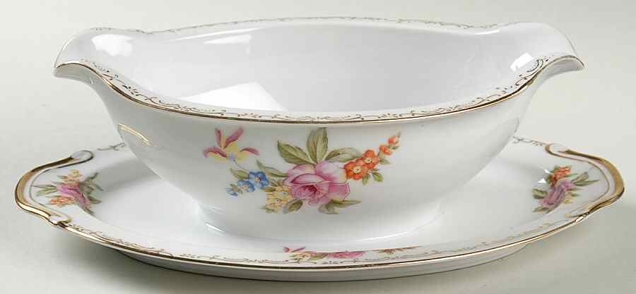 Belle Rose Gravy Boat with Attached Underplate by Regal (Japan)-1