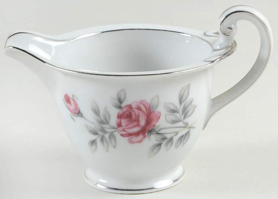 Elegance Creamer by Regal (Japan)-1