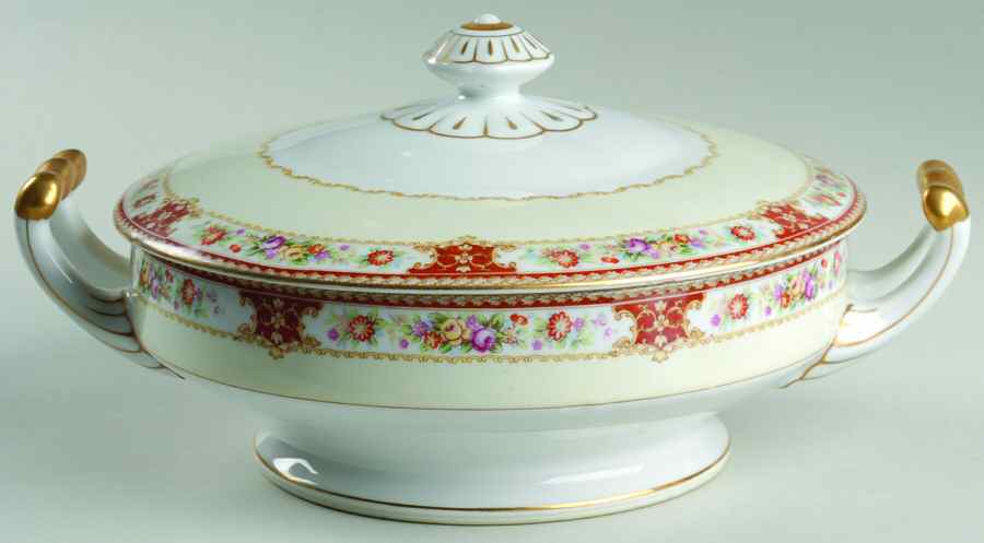 Lafayette Round Covered Vegetable by Regal (Japan)-1