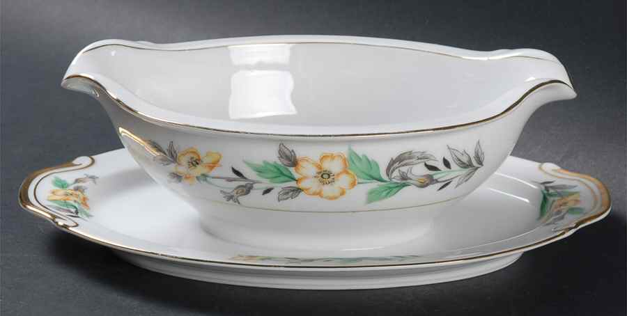 Loraine Gravy Boat with Attached Underplate by Regal (Japan)-1