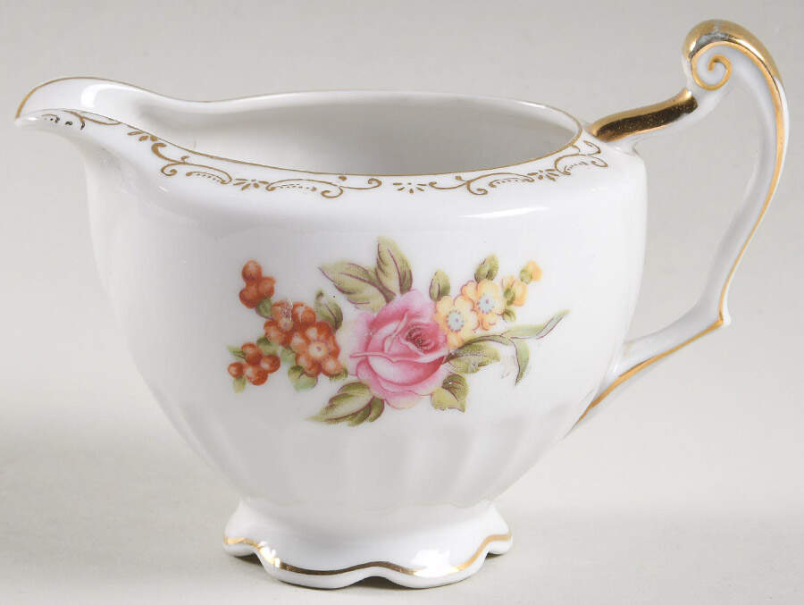 Mel Rose Creamer by Regal (Japan)-1