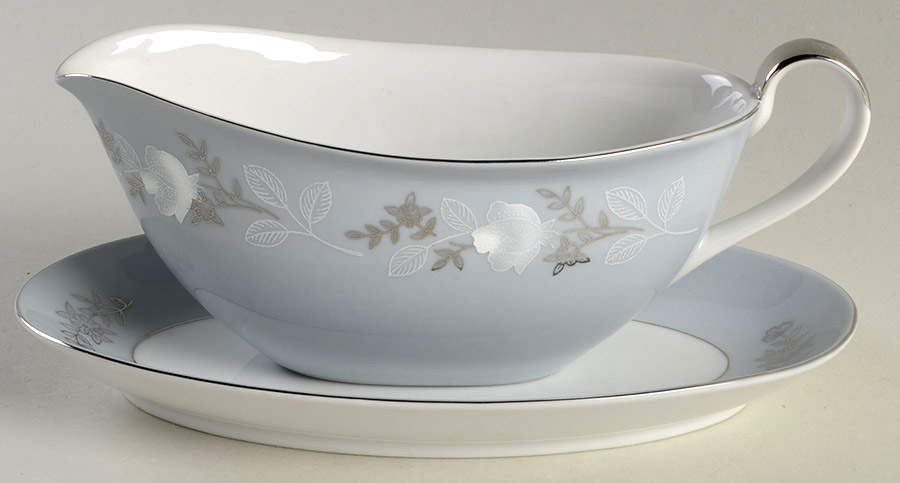 Platina Gravy Boat & Underplate by Regal (Japan)-1