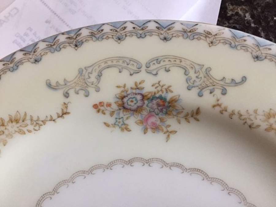 REG6 Dinner Plate by Regal (Japan)-1