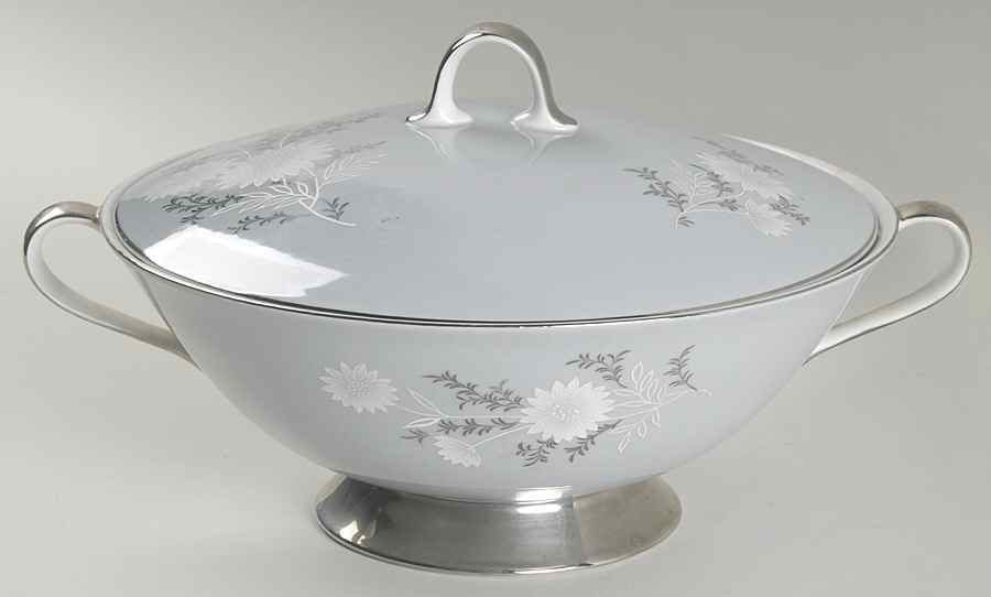 Starlite Round Covered Vegetable by Regal (Japan)-1