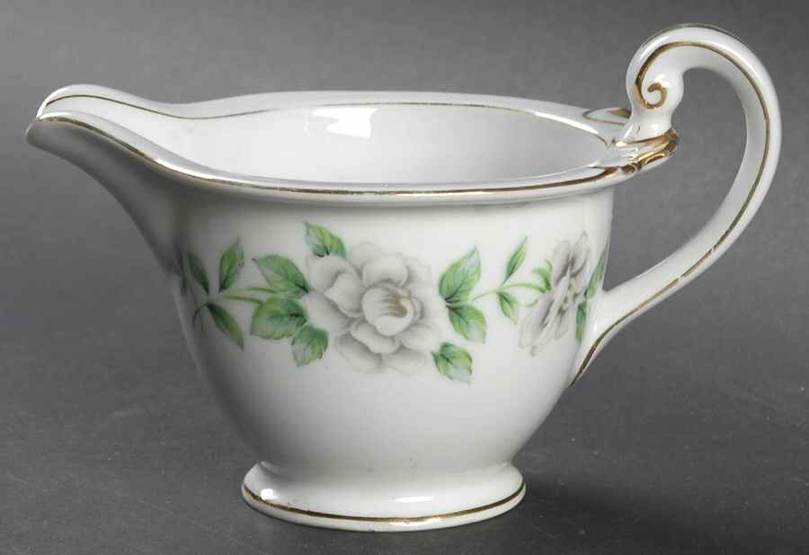 Virginia Creamer by Regal (Japan)-1
