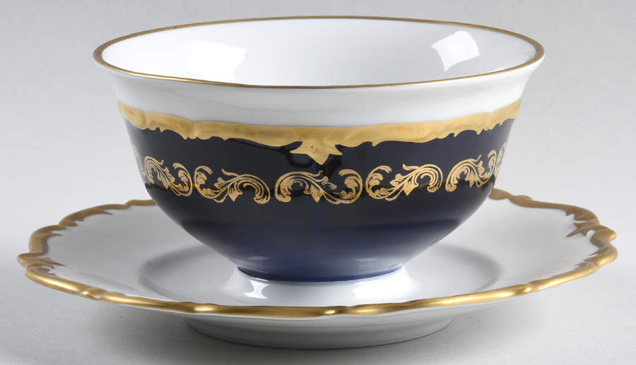 8184k Round Gravy Boat/Attached Underplate by Reichenbach-1