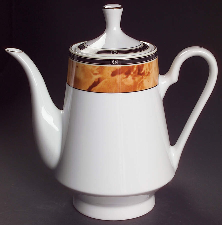 Wood Garland Coffee Pot & Lid by Retroneu-1