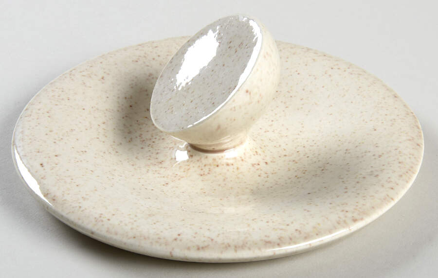 Bob White Lid for 2 Qt Round Covered Casserole by Red Wing-1