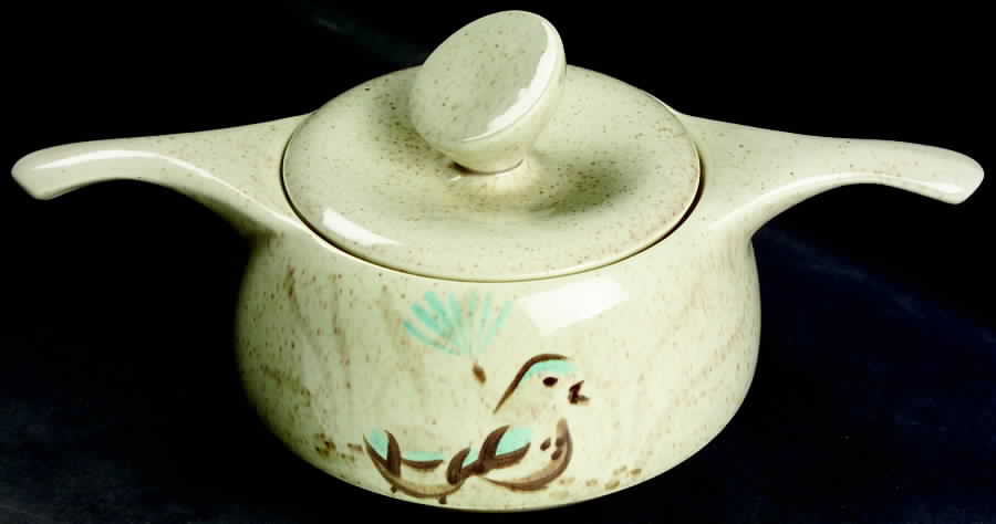 Bob White 1 Qt Round Covered Casserole by Red Wing-1
