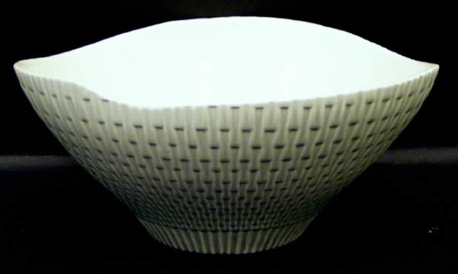Country Garden 10" Large Salad Serving Bowl by Red Wing-1