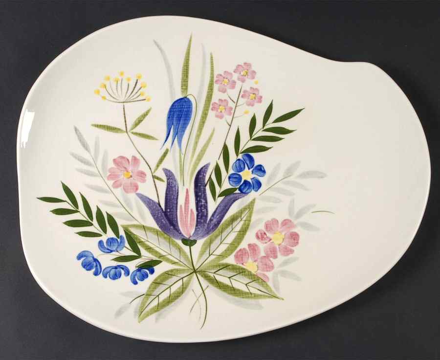 Country Garden 15" Oval Serving Platter by Red Wing-1