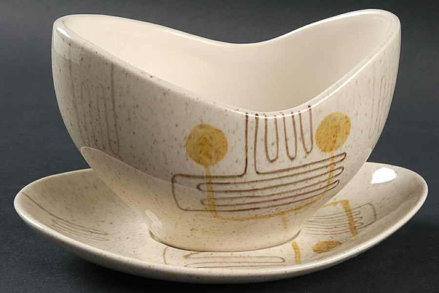 Crazy Rhythm Gravy Boat with Attached Underplate by Red Wing-1