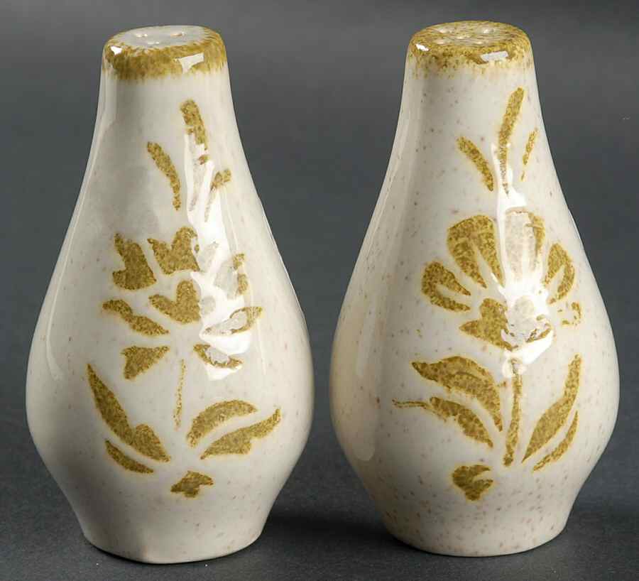 Damask Salt & Pepper Set by Red Wing-1