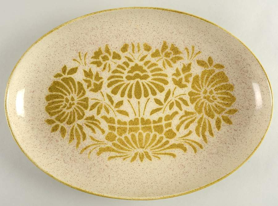 Damask 15" Oval Serving Platter by Red Wing-1