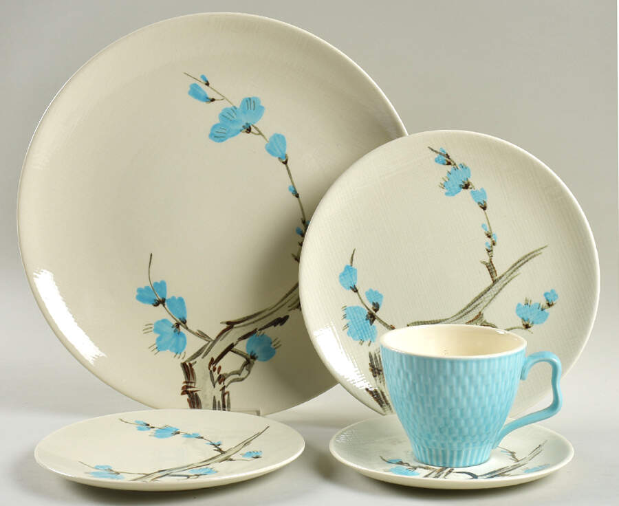 Driftwood 5 Piece Place Setting by Red Wing-1