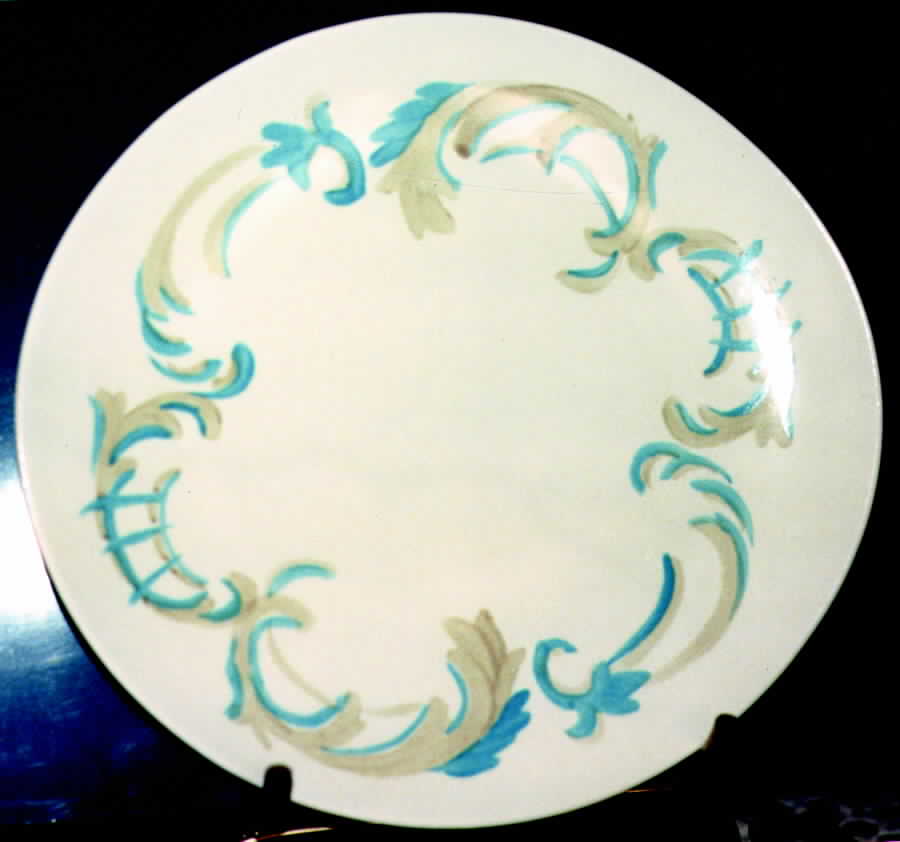 Frontenac Dinner Plate by Red Wing-1
